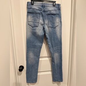 Arizona Jean Company Men's Faded Blue Skinny Jeans